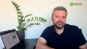 User-generated content video showing a mobile service that allows users to manage two phone numbers on one device